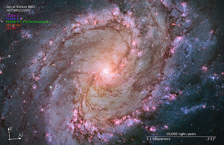 M 83 - Hubble